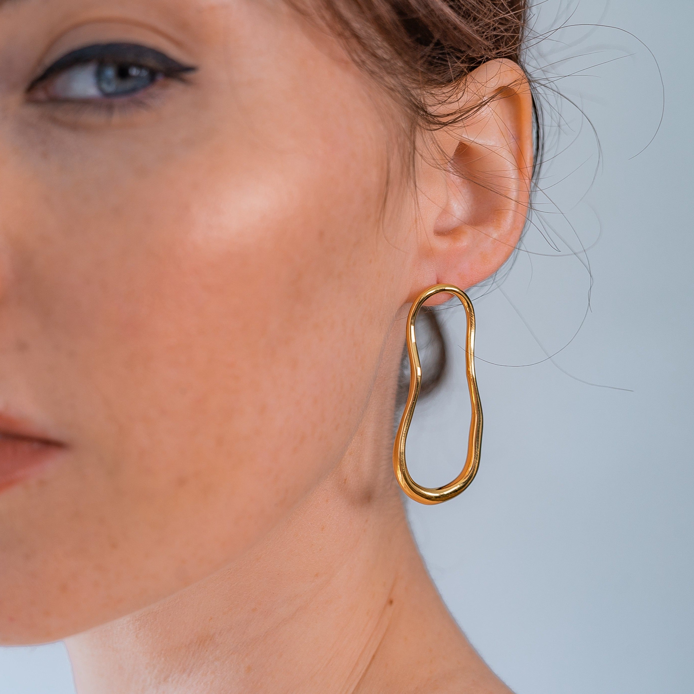 Gold Earrings Lava 18ct Gold Vermicel Side View