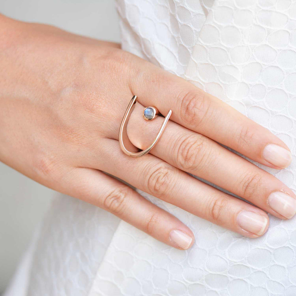 cocktail ring, statement ring, sculptured, neola design, rose gold, labradorite