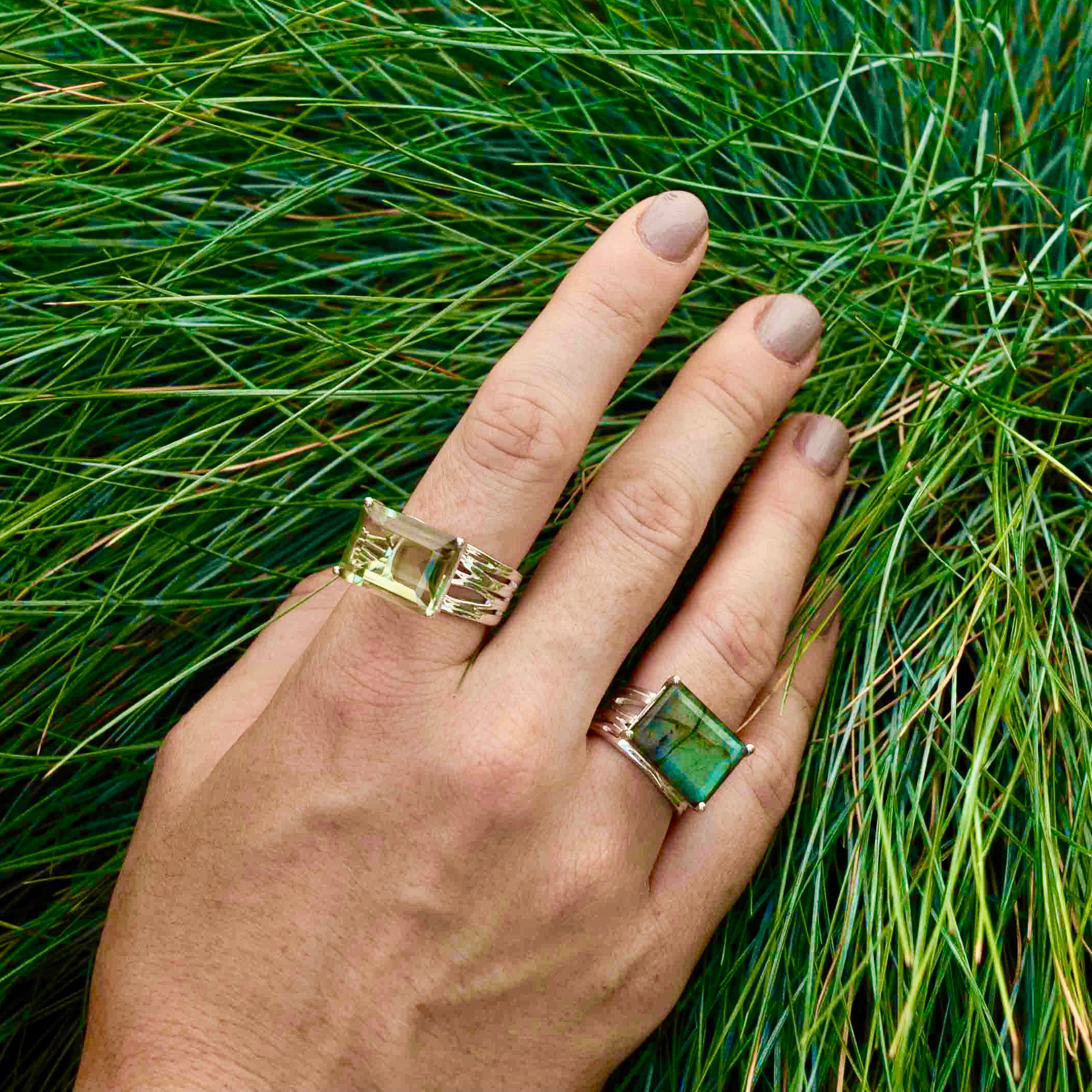 Labradorite Pietra Cocktail Ring in Sterling Silver