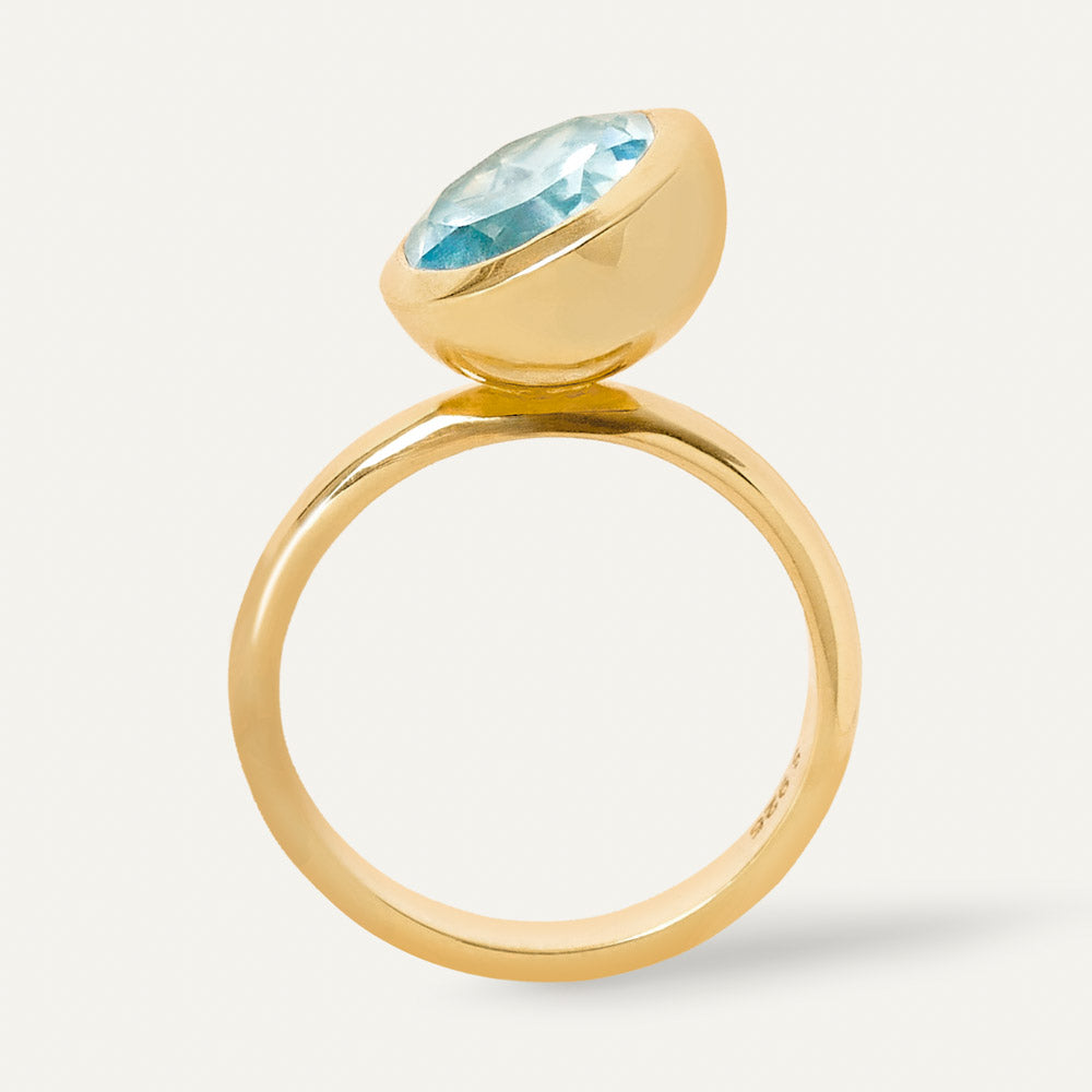 Gold Ring Blue Topaz Amis