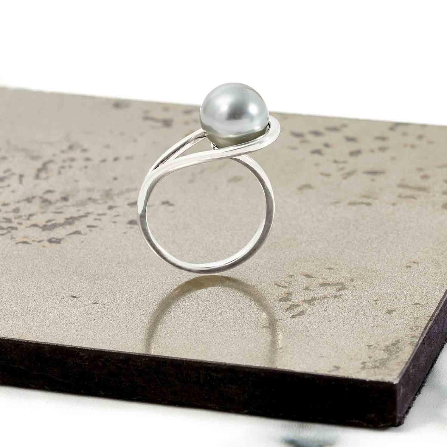 silver ring, pearl, geometric, unique British design, sustainable